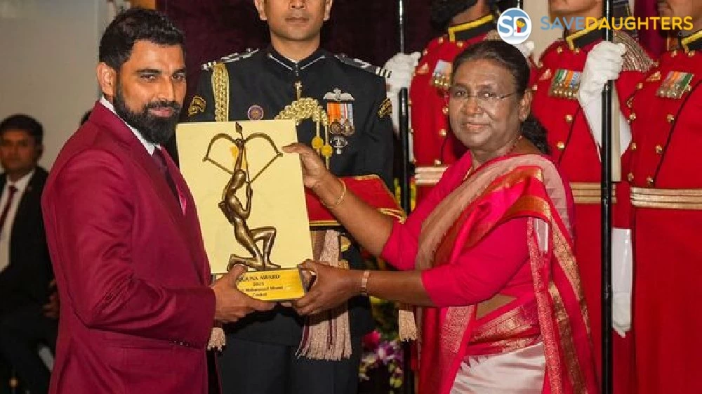 Indian cricketer Mohammed Shami receives Arjuna Award from the President of India